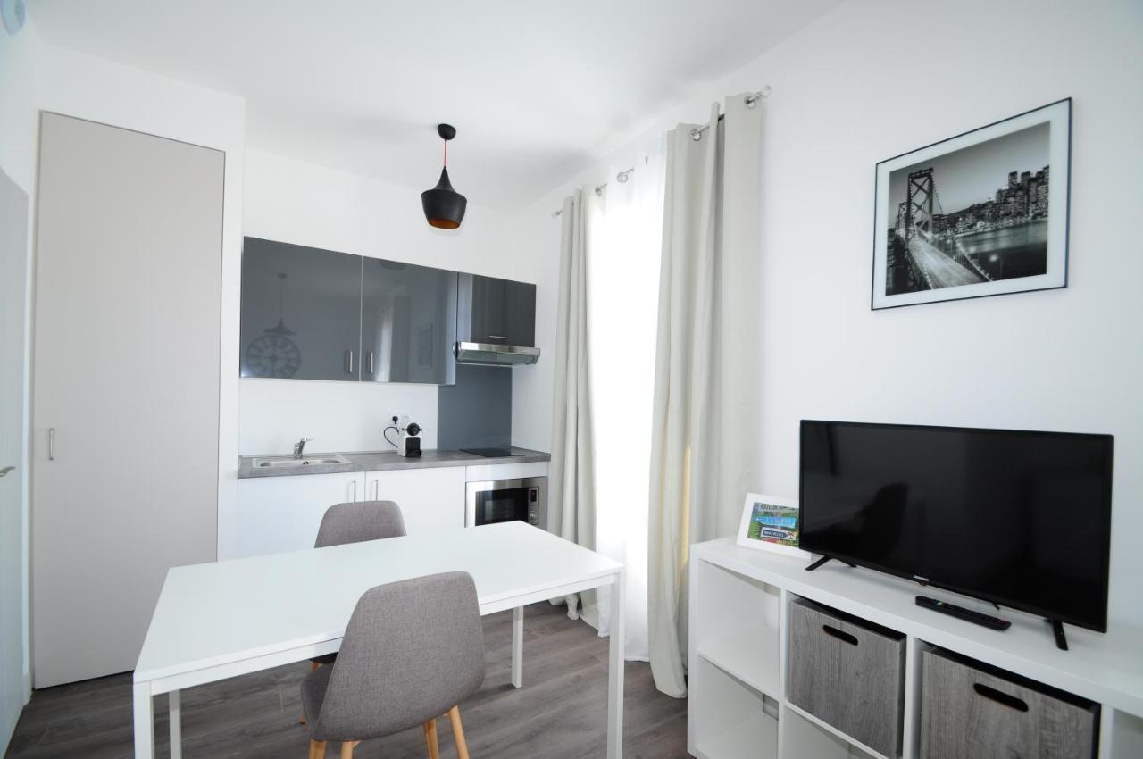 Appartement Les Trois Mai à Cannes Extérieur photo