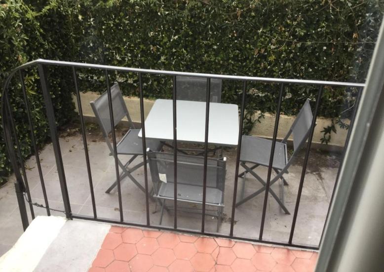 Appartement Les Trois Mai à Cannes Extérieur photo