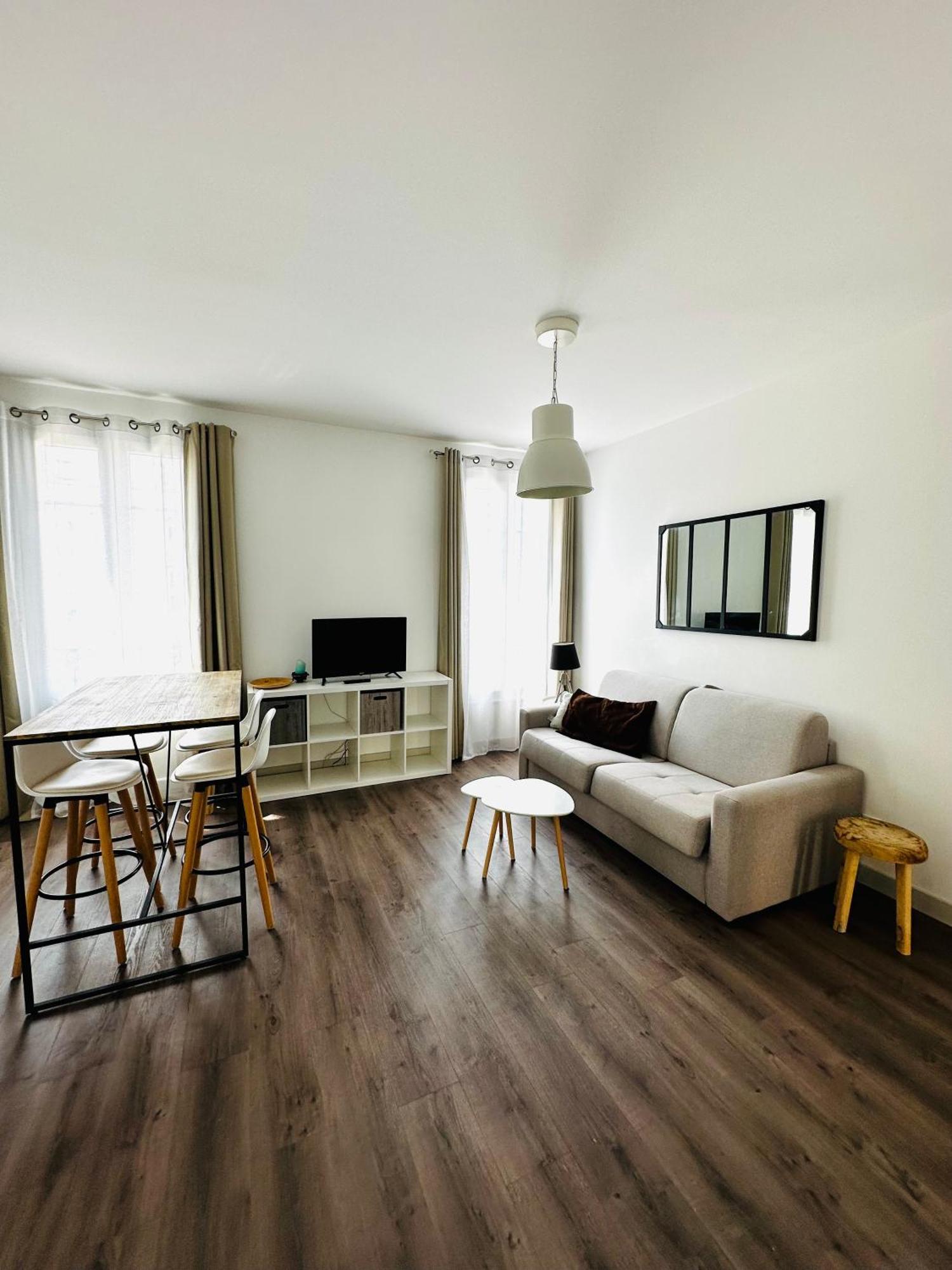 Appartement Les Trois Mai à Cannes Extérieur photo
