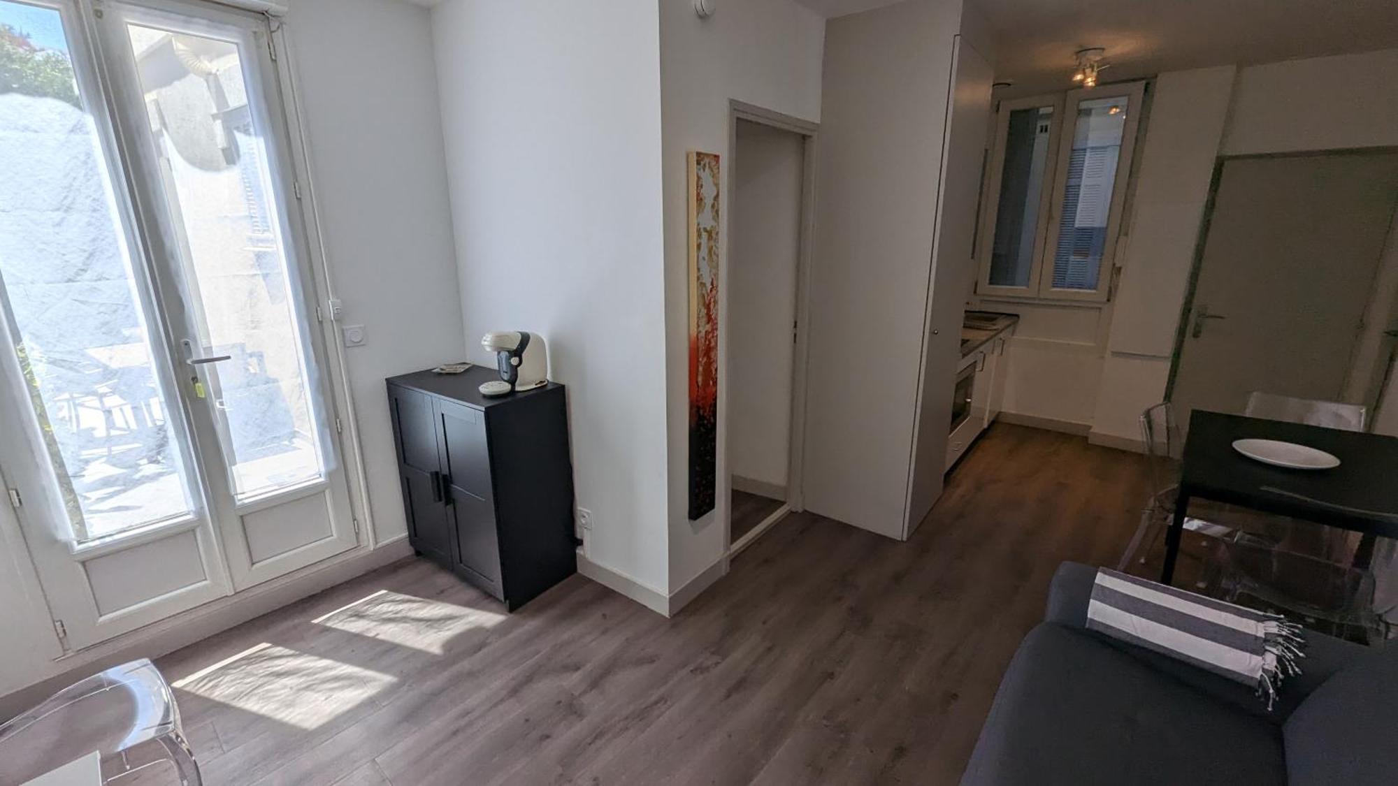 Appartement Les Trois Mai à Cannes Extérieur photo